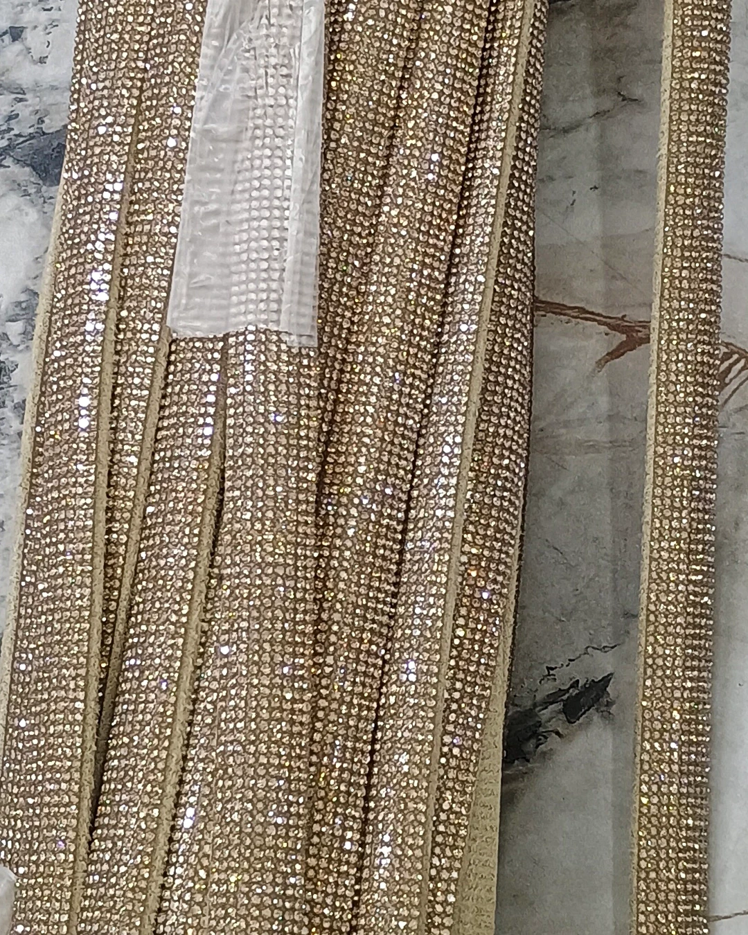 9 line light gold.webp