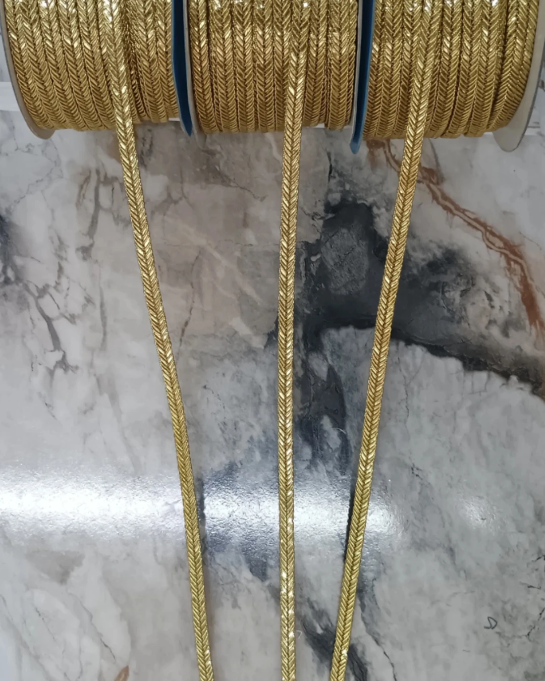 zari no 4 golden